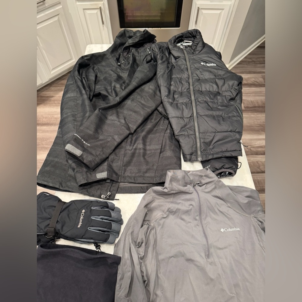Men's Ski Clothing/Gear
